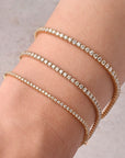 4 Prong Tennis Bracelet in Yellow Gold