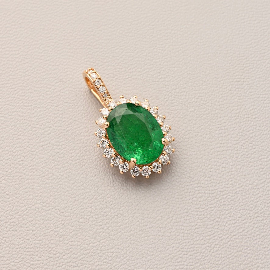 Oval Emerald Pendant