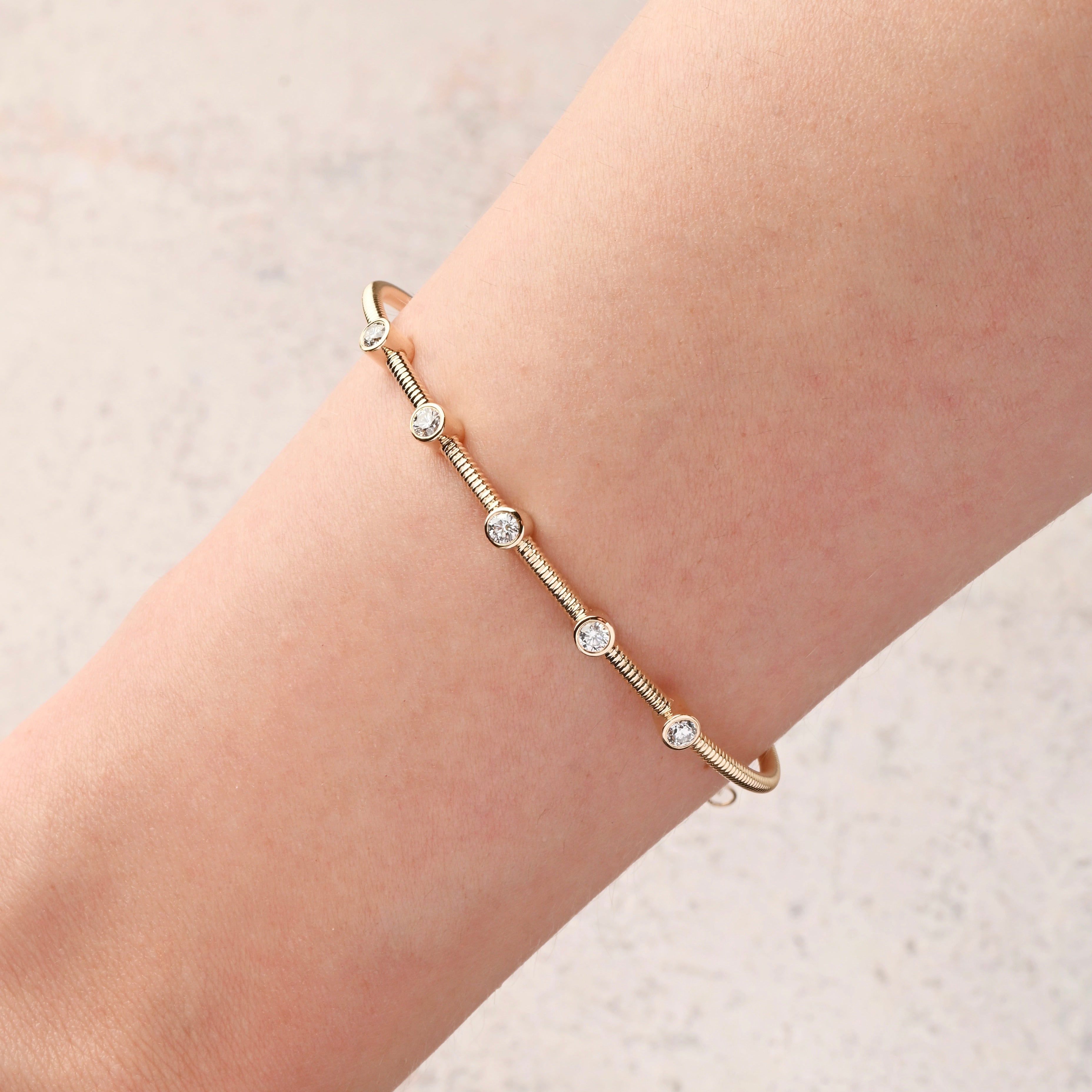 Diamond Tubogas Bangle with Chain