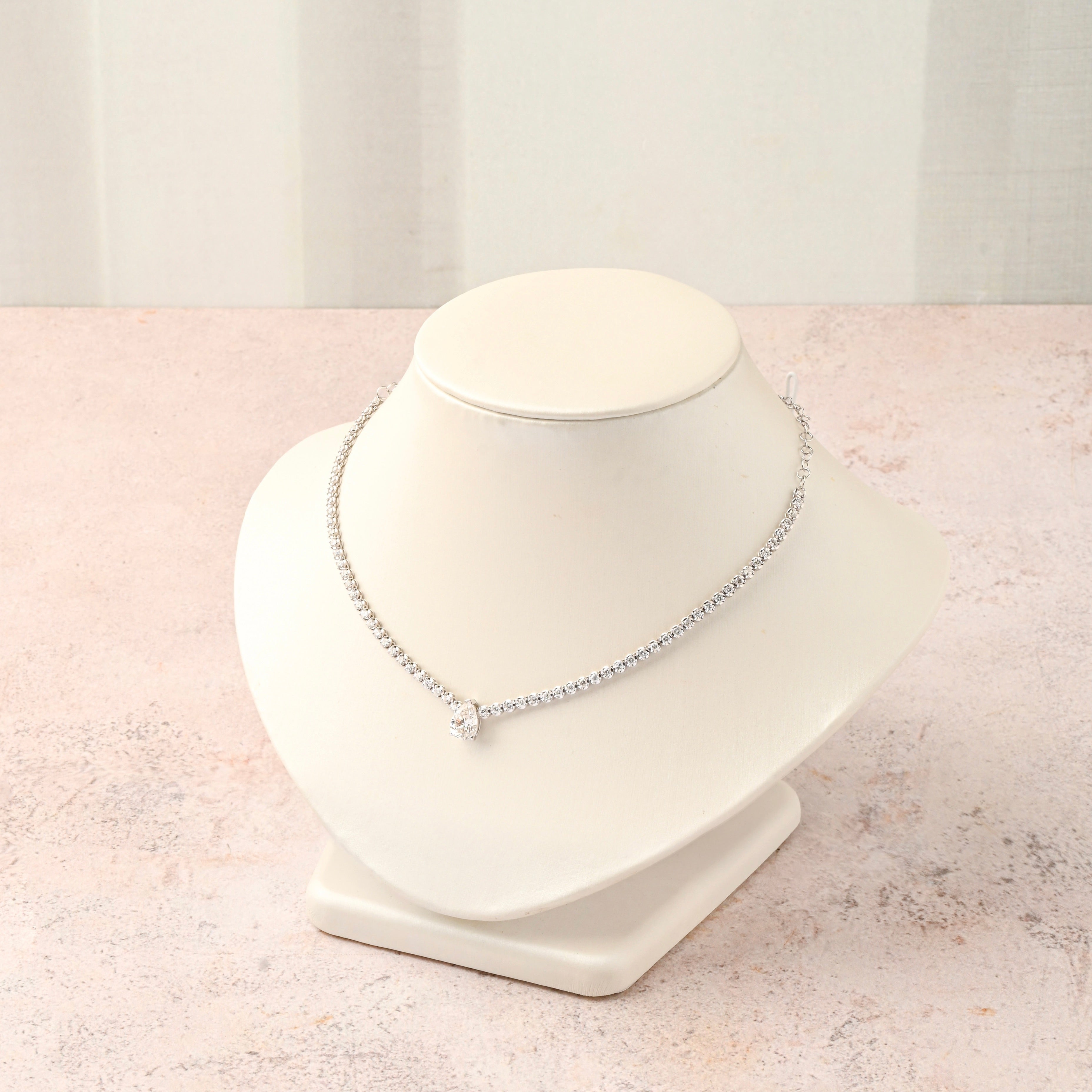 Pear Diamond Buttercup Choker