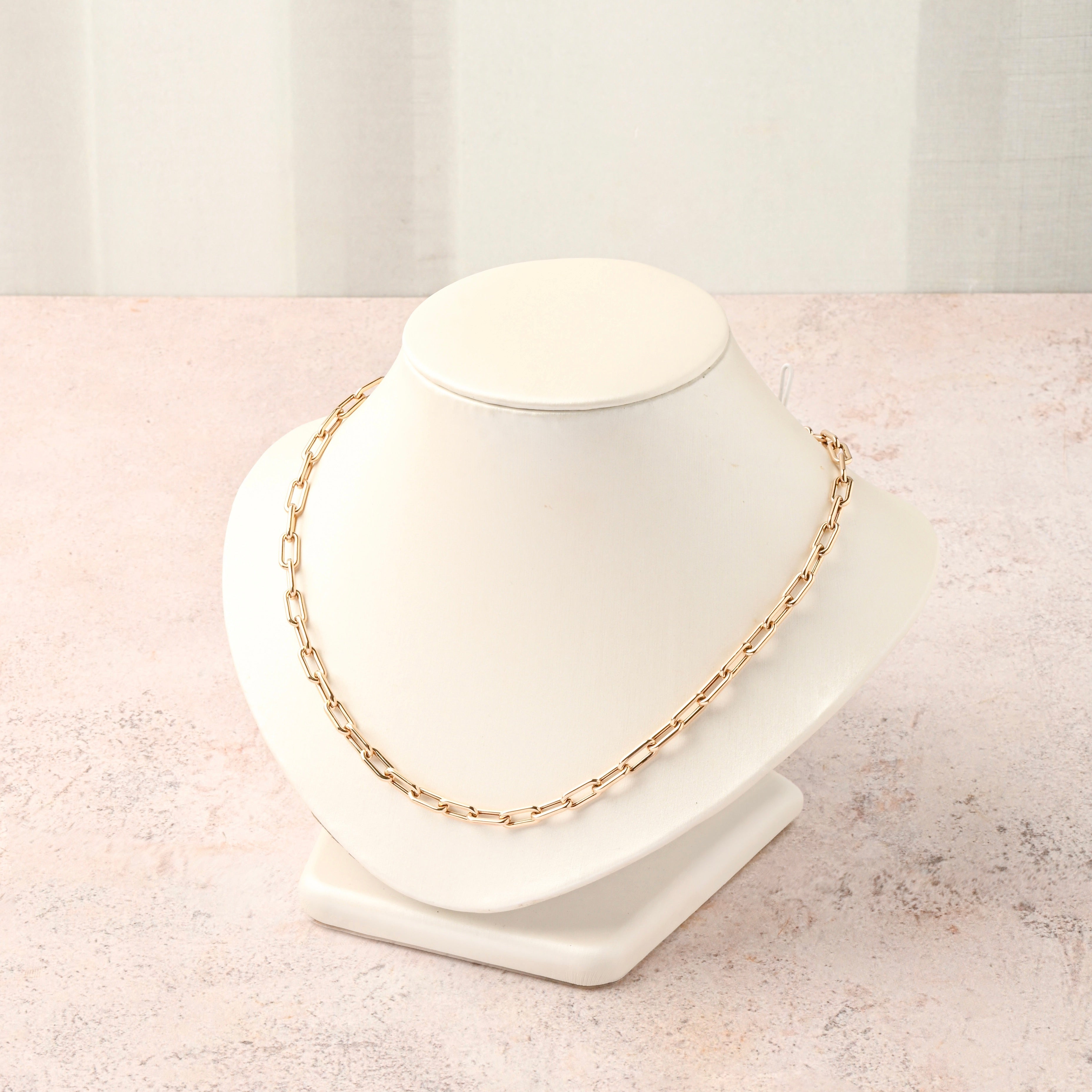 Rounded Paperclip Necklace